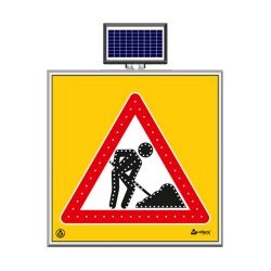 Solar Ledli Yol Bakim Levhasi (100X100Cm) Yolda Çalişma Var