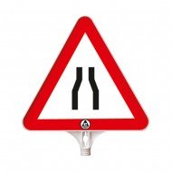 Üçgen Uyari Levhasi (Her Iki Yönden Daralan Yol)