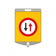 İki Yönlü Trafik Tabelası 340X400mm Ppc Uyarı Levhası