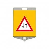 İki Yönlü Trafik Tabelası 340X400mm Ppc Uyarı Levhası